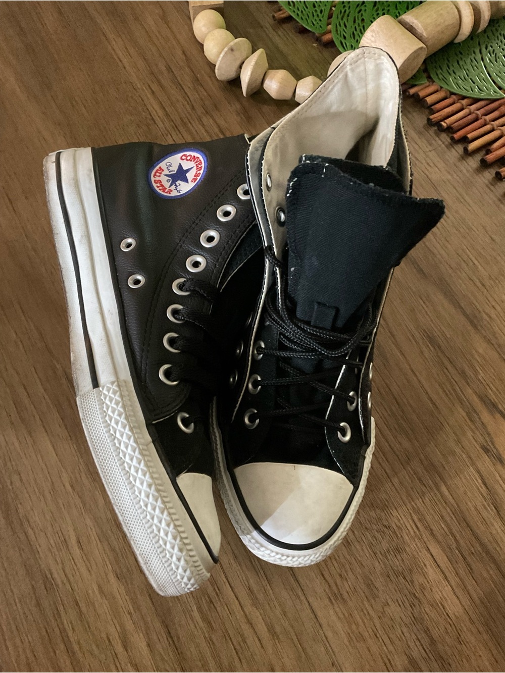 Converse Chuck Taylor All Star High Top size 6.5 Men’s 8.5 Wms Black